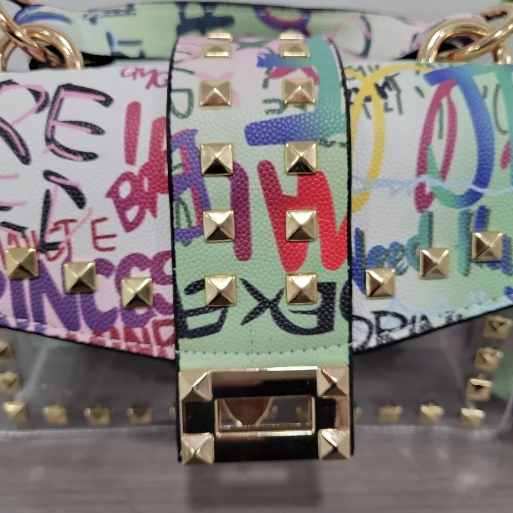 🎁 Graffiti Print Clear 2pc Crossbody Clutch w/ Studs & Removable Zippered Pouch - Picture 11 of 13